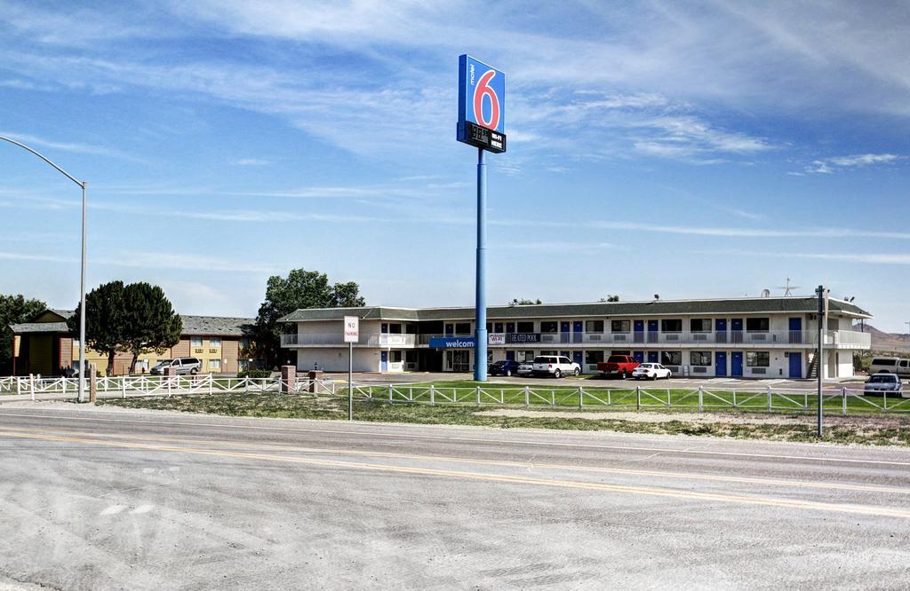 Motel 6 Wells Zewnętrze zdjęcie